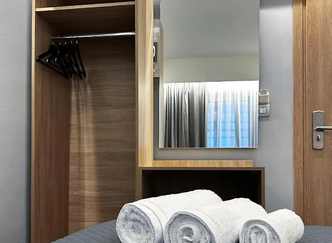 Rodosrooms *