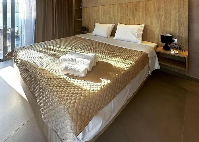 Rodosrooms